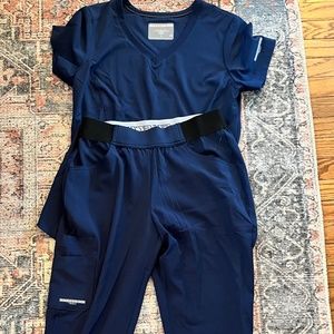 Skechers Small scrubs